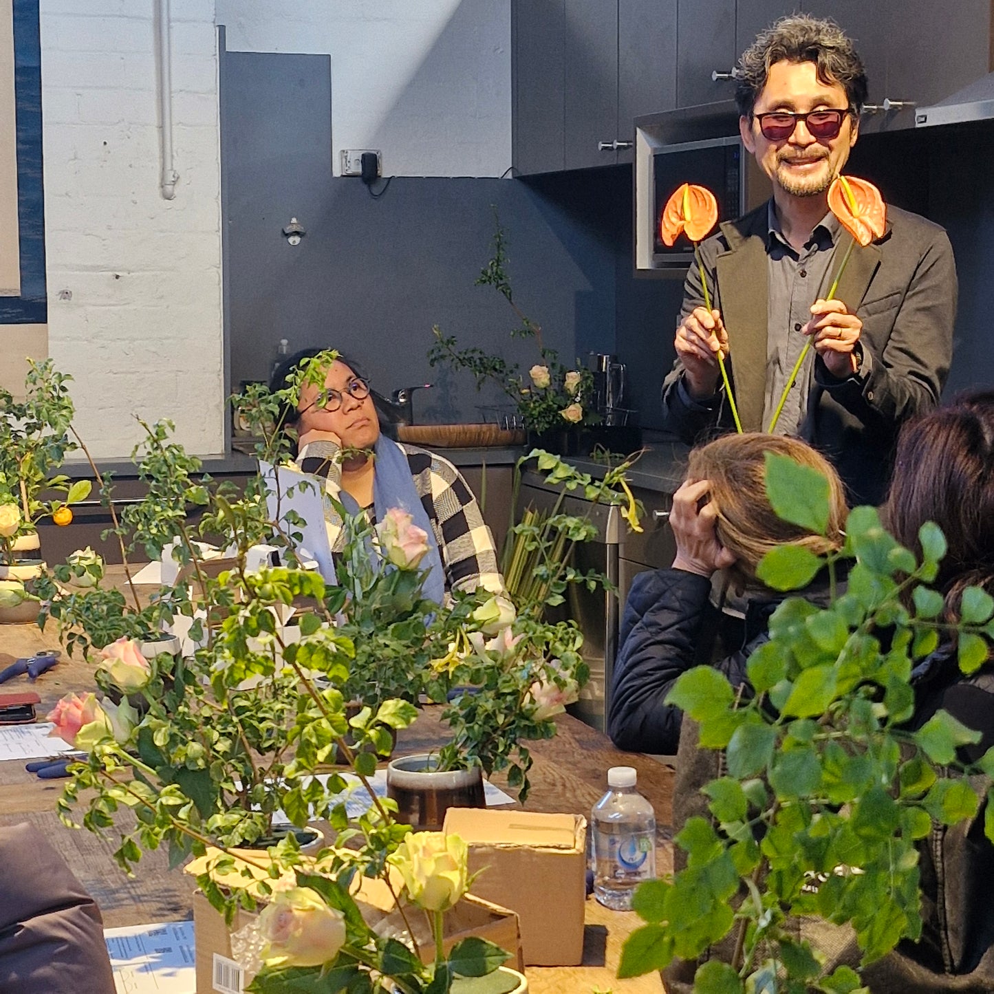 November 23 Sunday / Ikebana Exploration Workshop