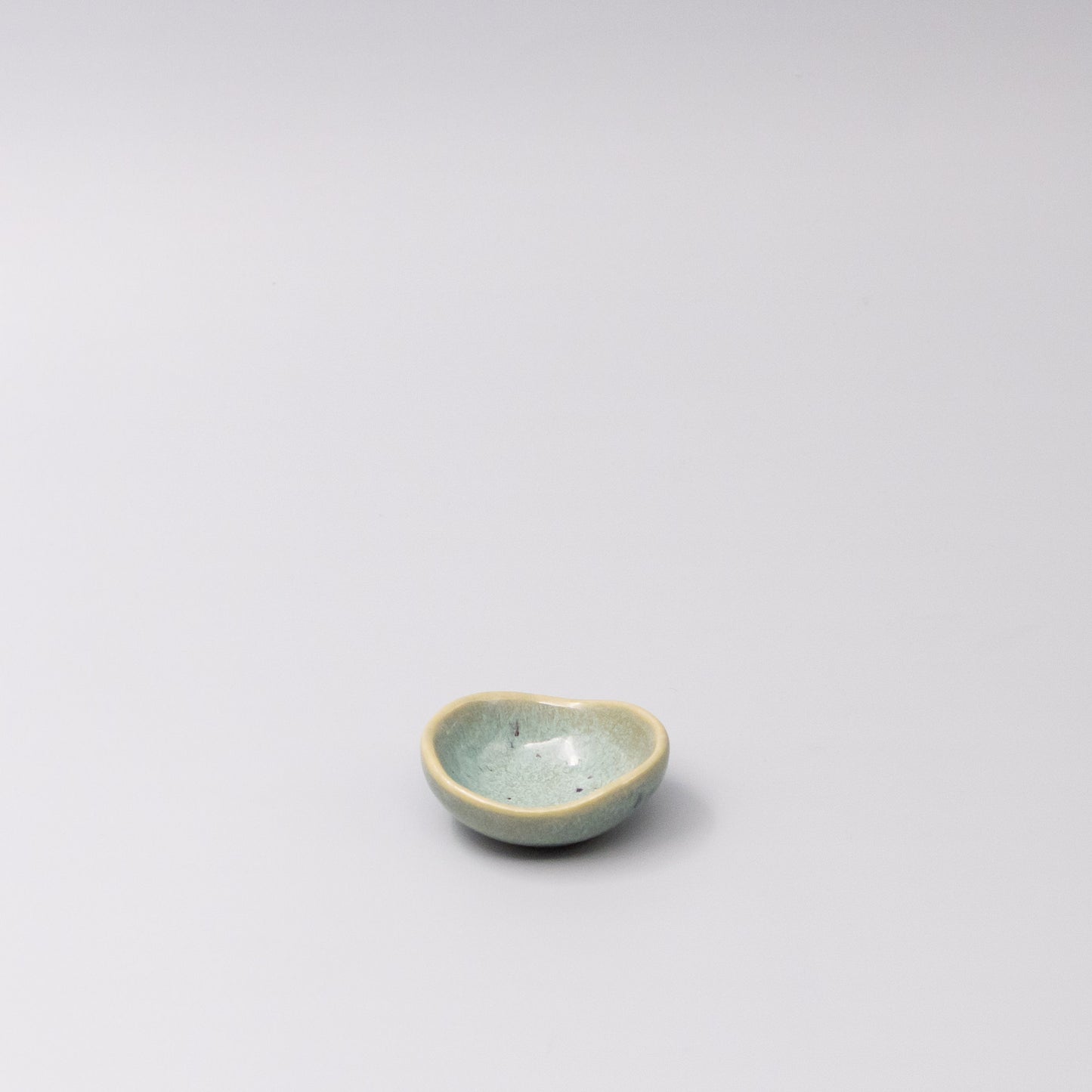 Sauce Dish 5cm Bean Shaped Mint green