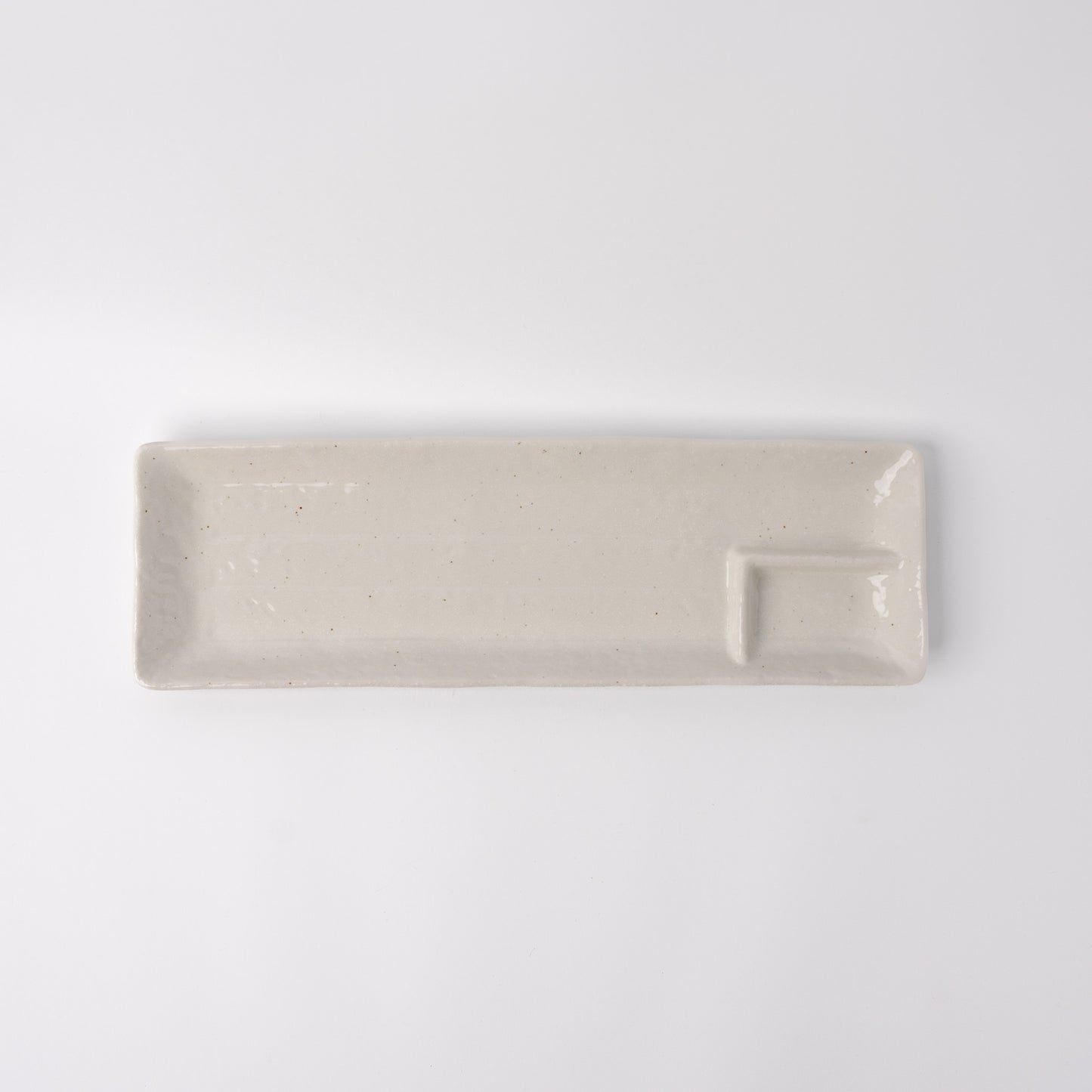 Dumpling Plate 33.2cm / White Contour Glaze