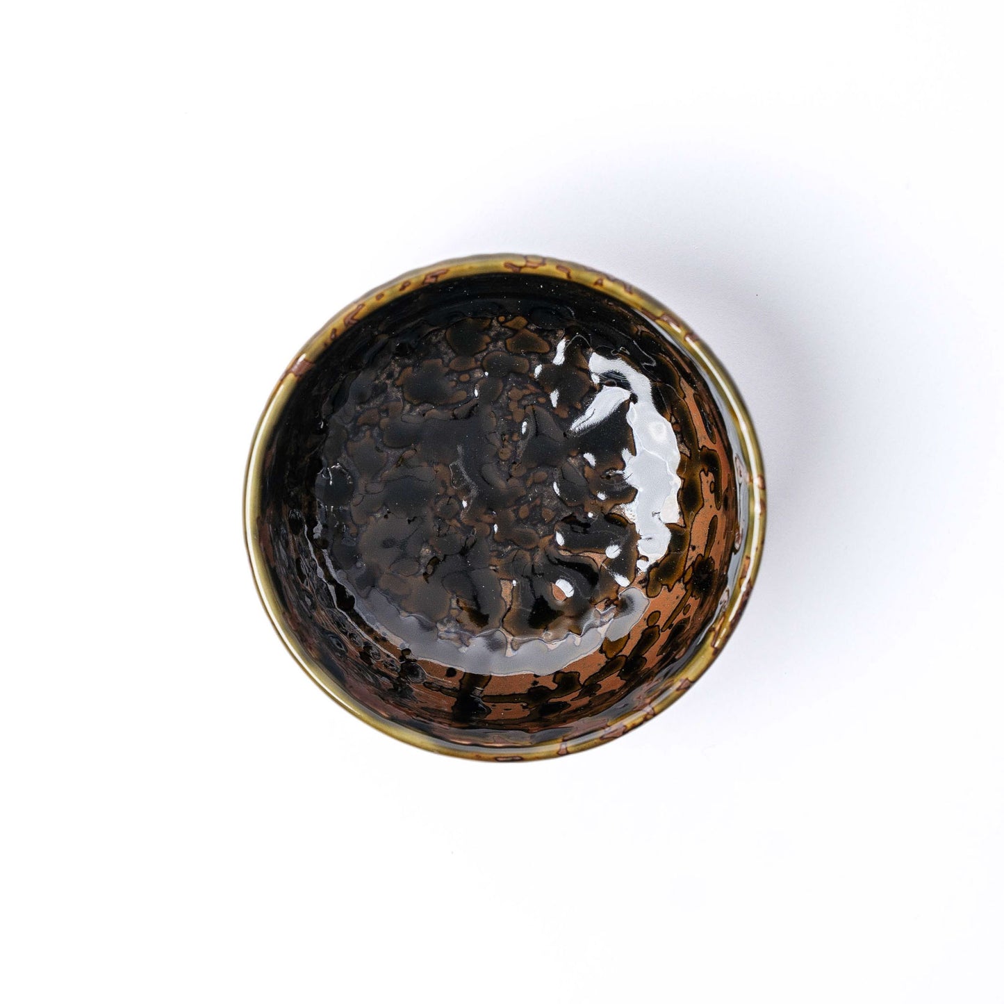Small bowl featuring Moss Swirl glaze finish