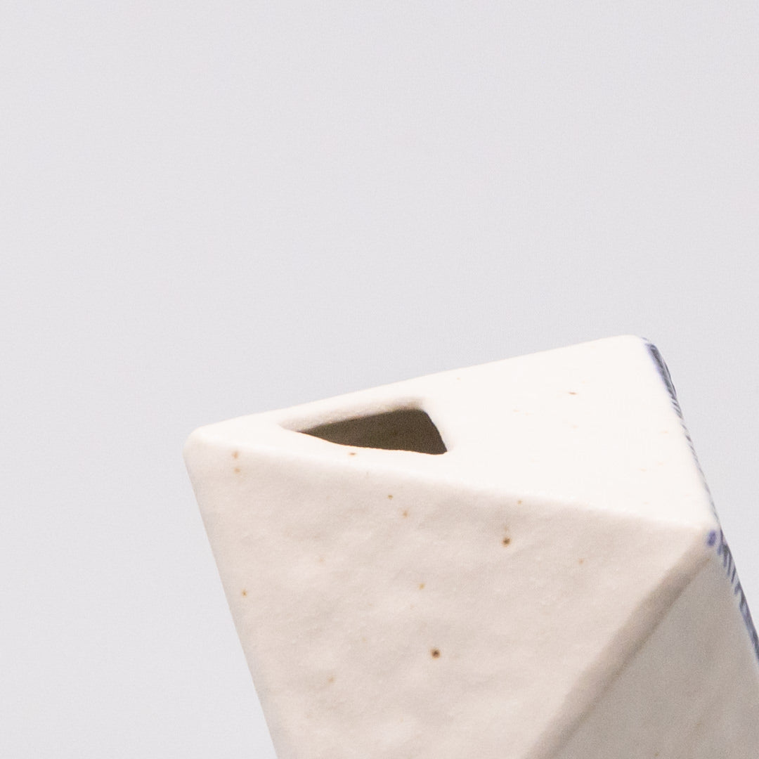 Triangular Vase 130 ml White with Chrysanthemum Design