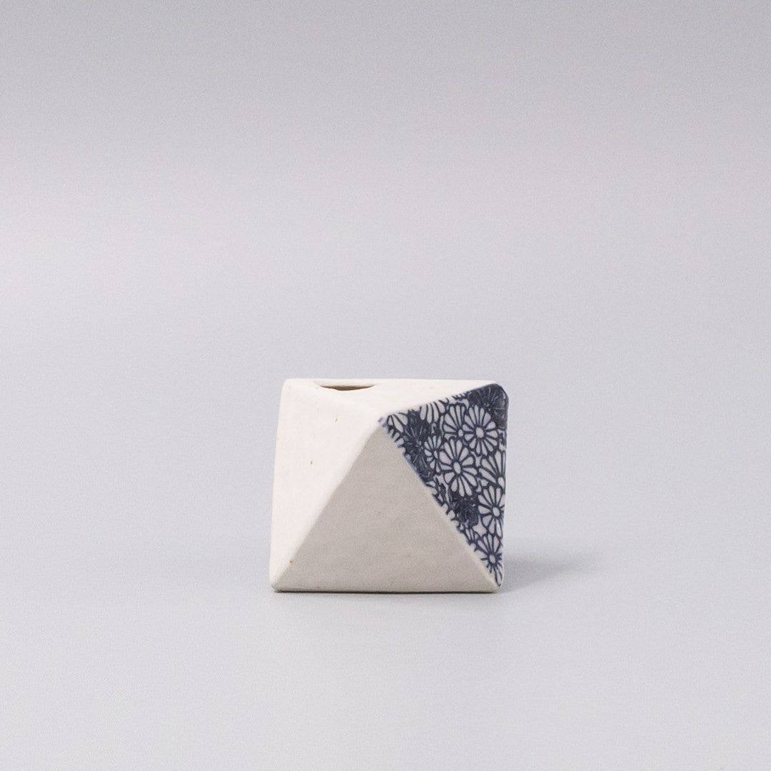 Triangular Vase 130 ml White with Chrysanthemum Design