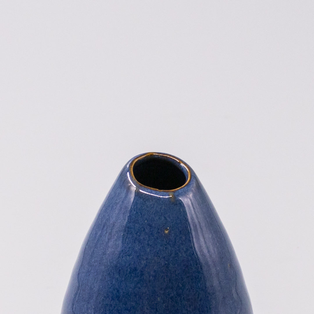 Vase Pinecone 10H Indigo Yuzen