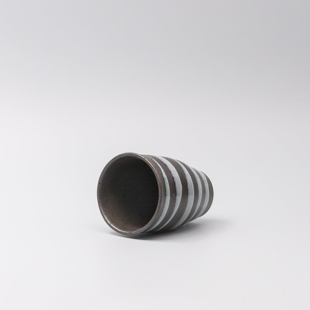 Light blue spiral pattern on black ceramic sushi mug, 300ml capacity.