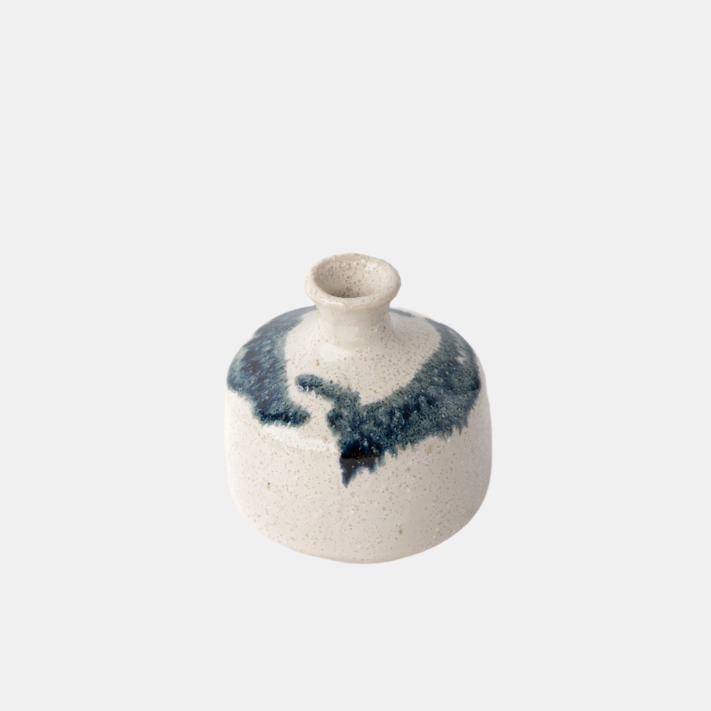 Vase Small Ink on Cream