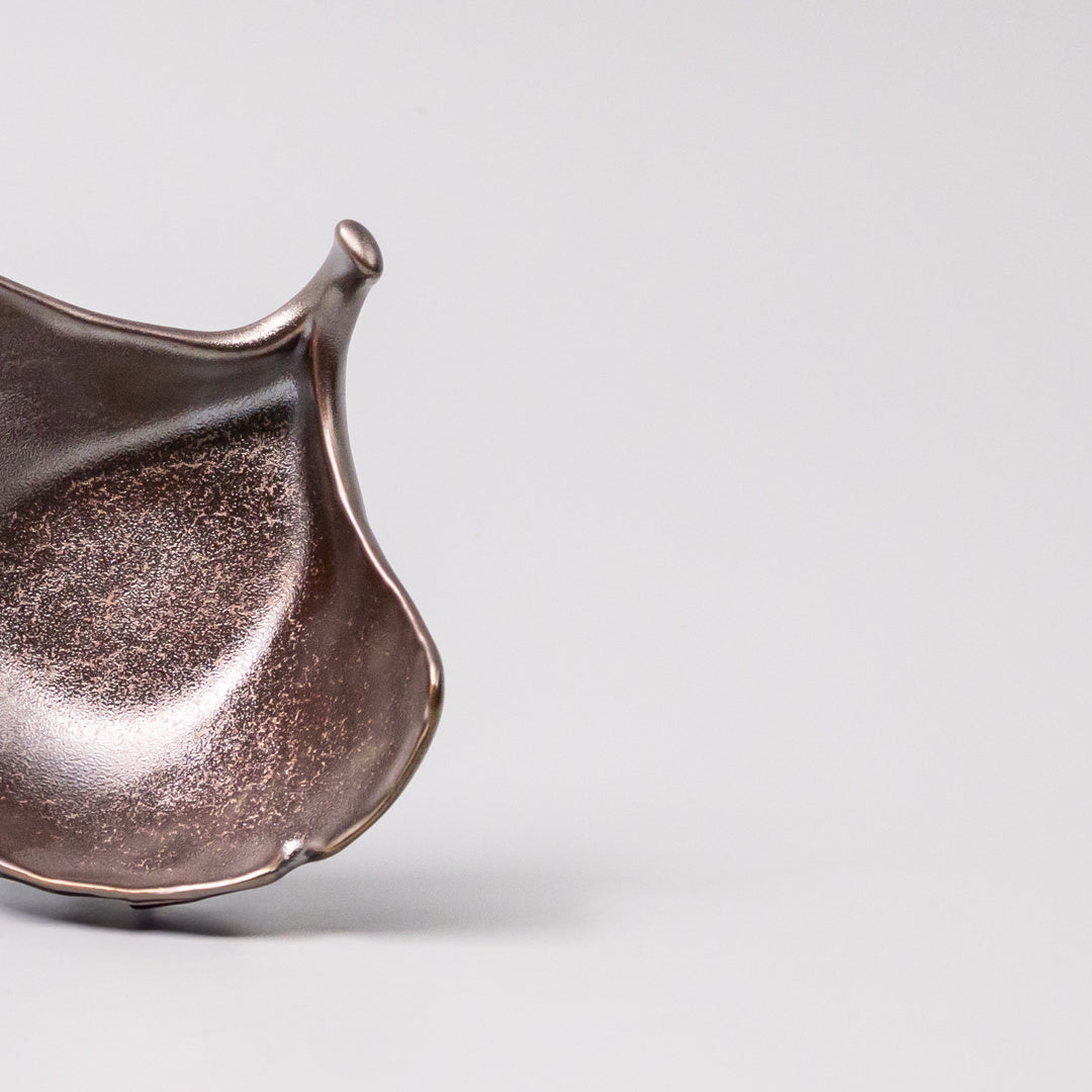 Gingko Leaf Sauce Dish 30ml Metallic Lustre Glaze
