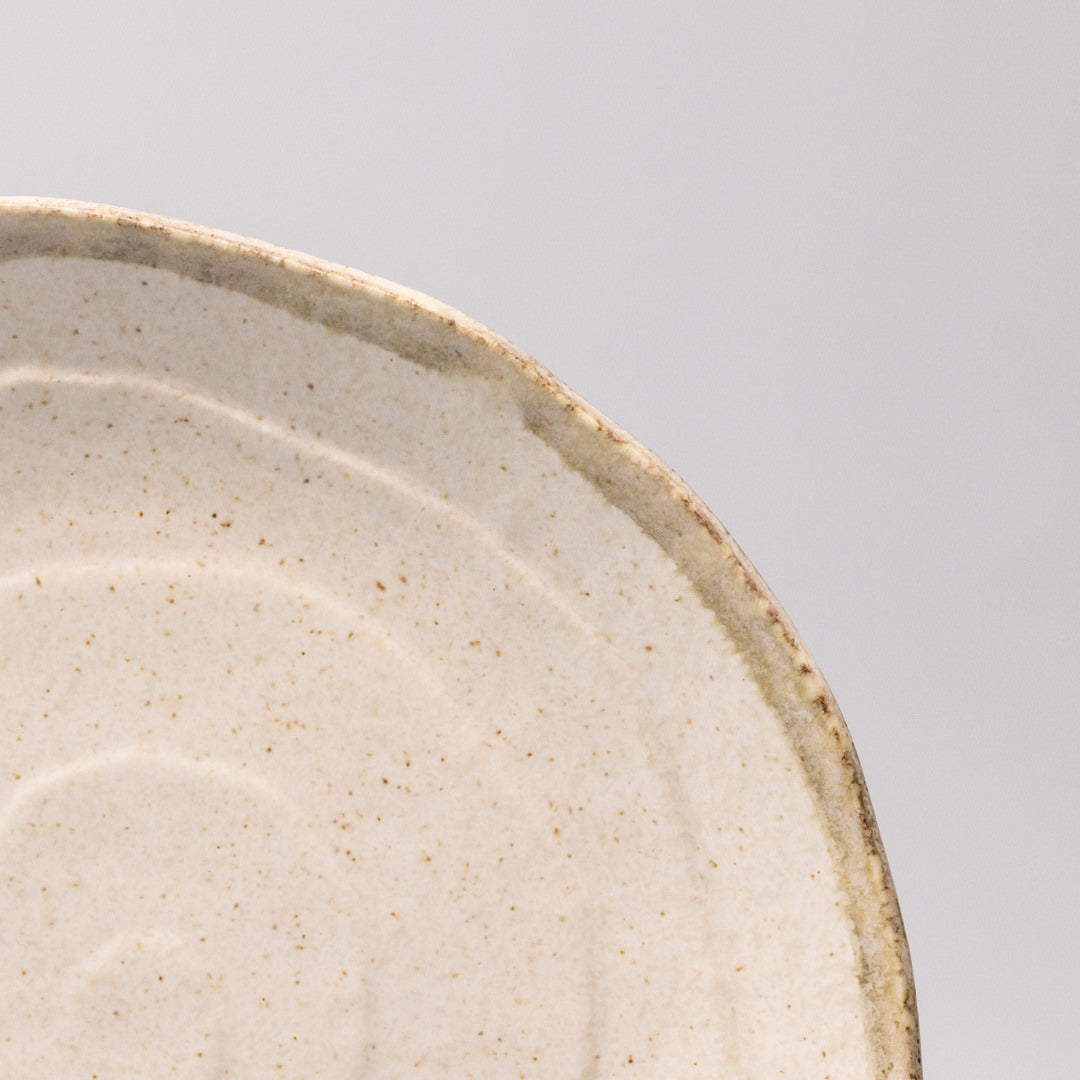 Onigiri Shaped Plate 27 cm / Flax Glaze