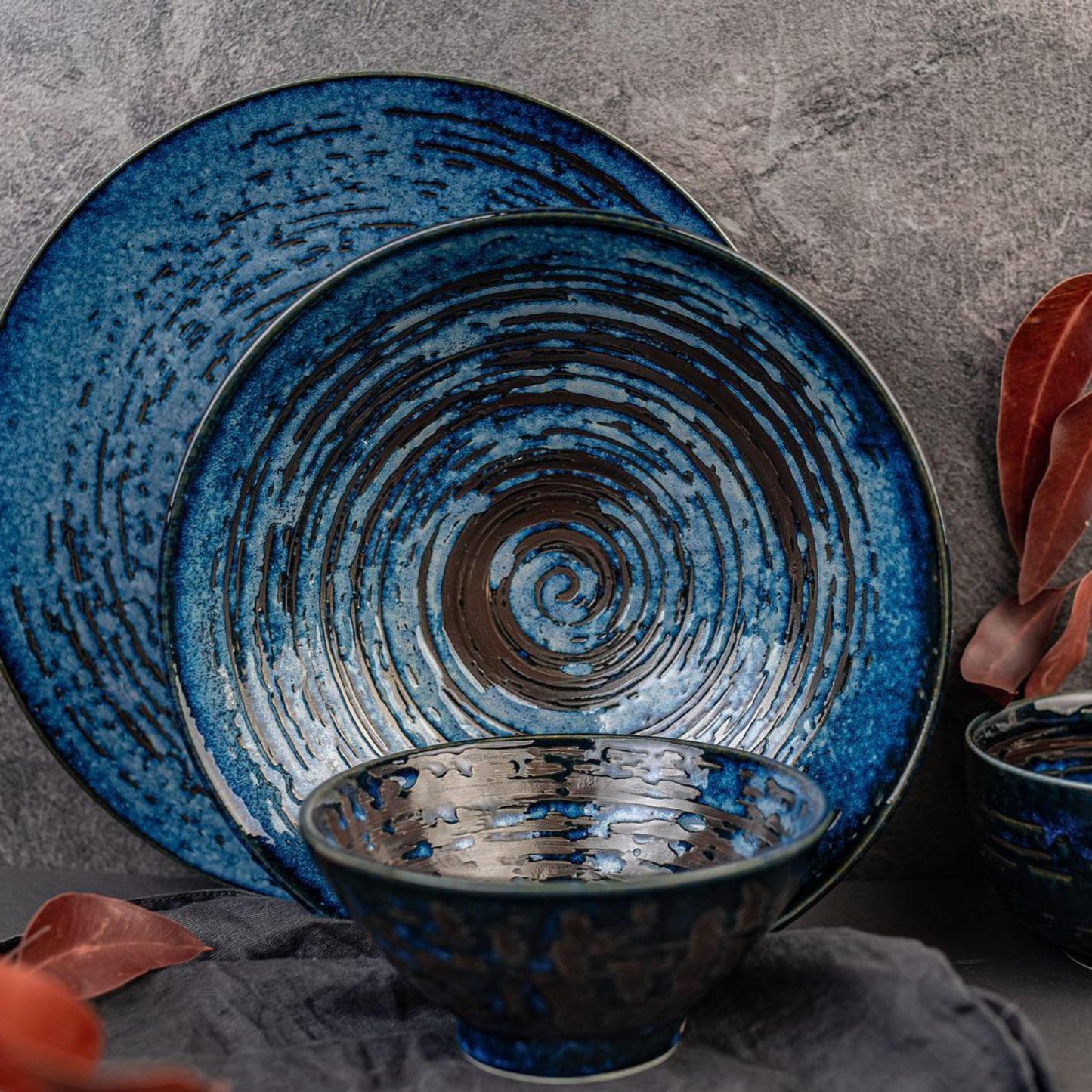 Serving Bowl 24cm Copper Swirl Glaze