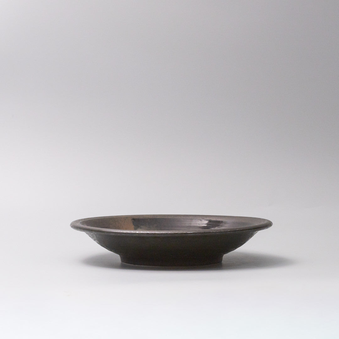 Shallow Bowl 23cm Mottled Black with Brushstroke