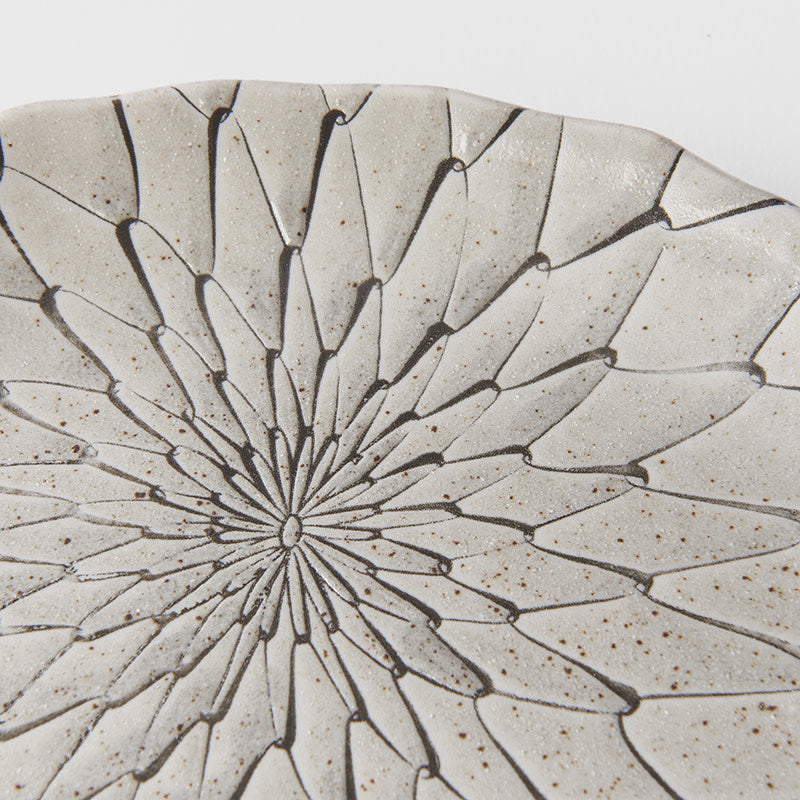 Plate D Shaped 21cm Grey Net Design