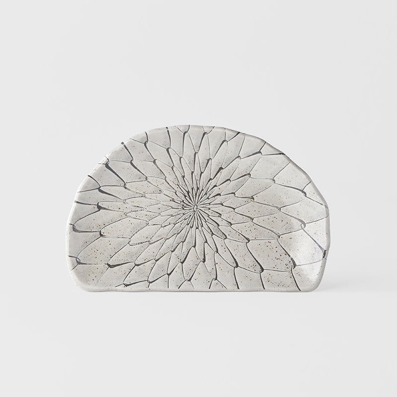 Plate D Shaped 21cm Grey Net Design