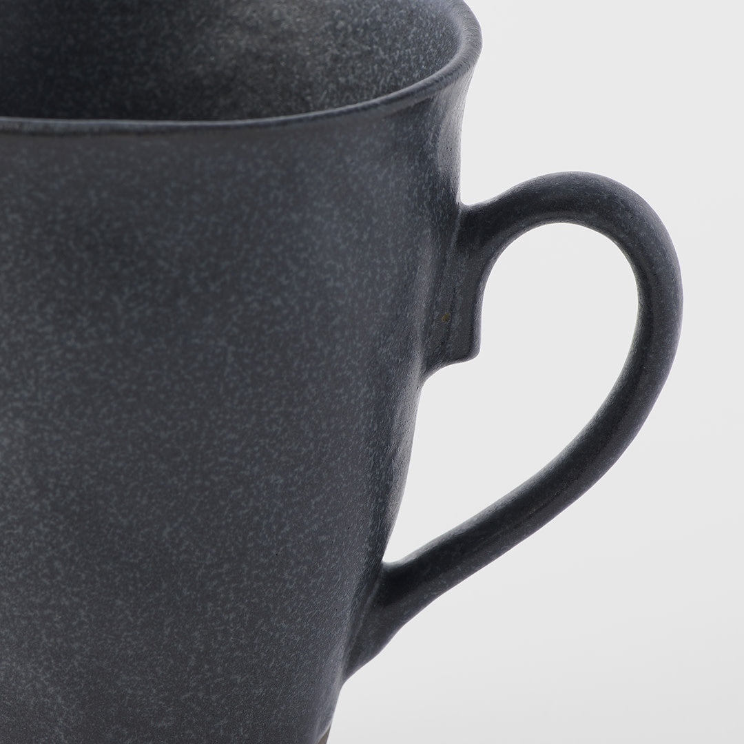 Wave Mug 270ml Black & Bisque Glaze