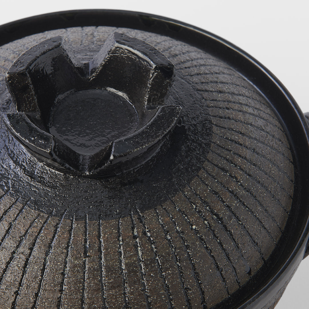 Donabe Pot 1.25L Tan & Black Glaze