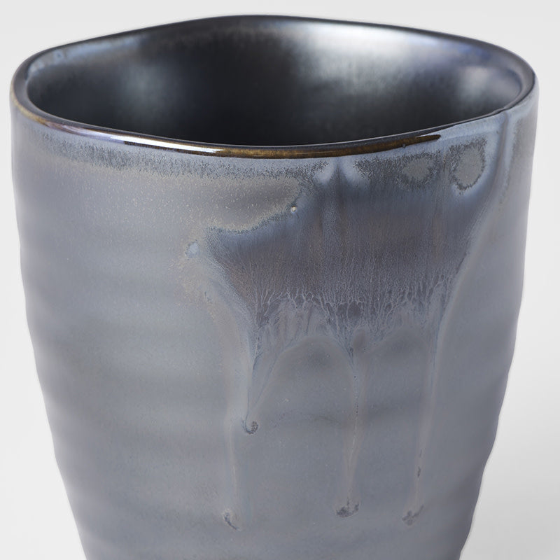 Sushi Mug 325ml Metallic Black Drip Glaze
