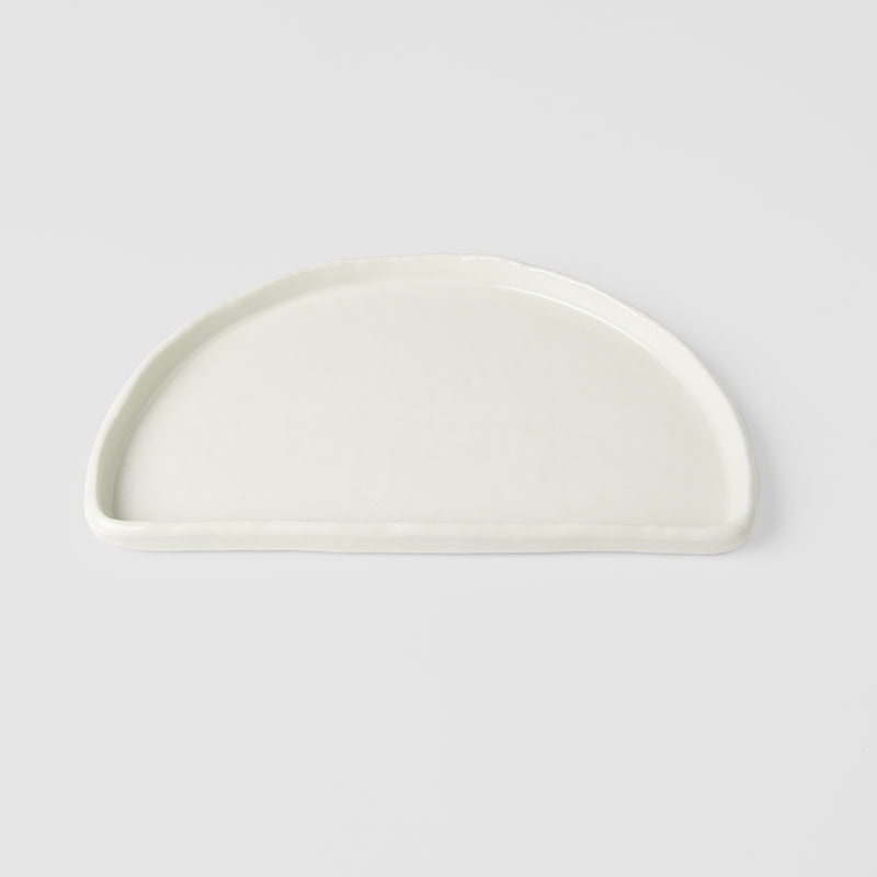 Half Moon Plate 21 cm / Ivory White Glaze