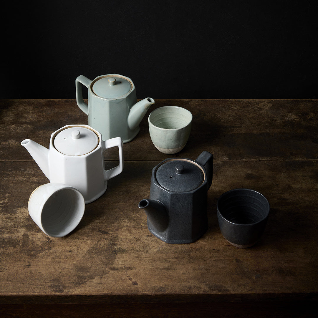 Teapot 560ml Octagonal White Glaze