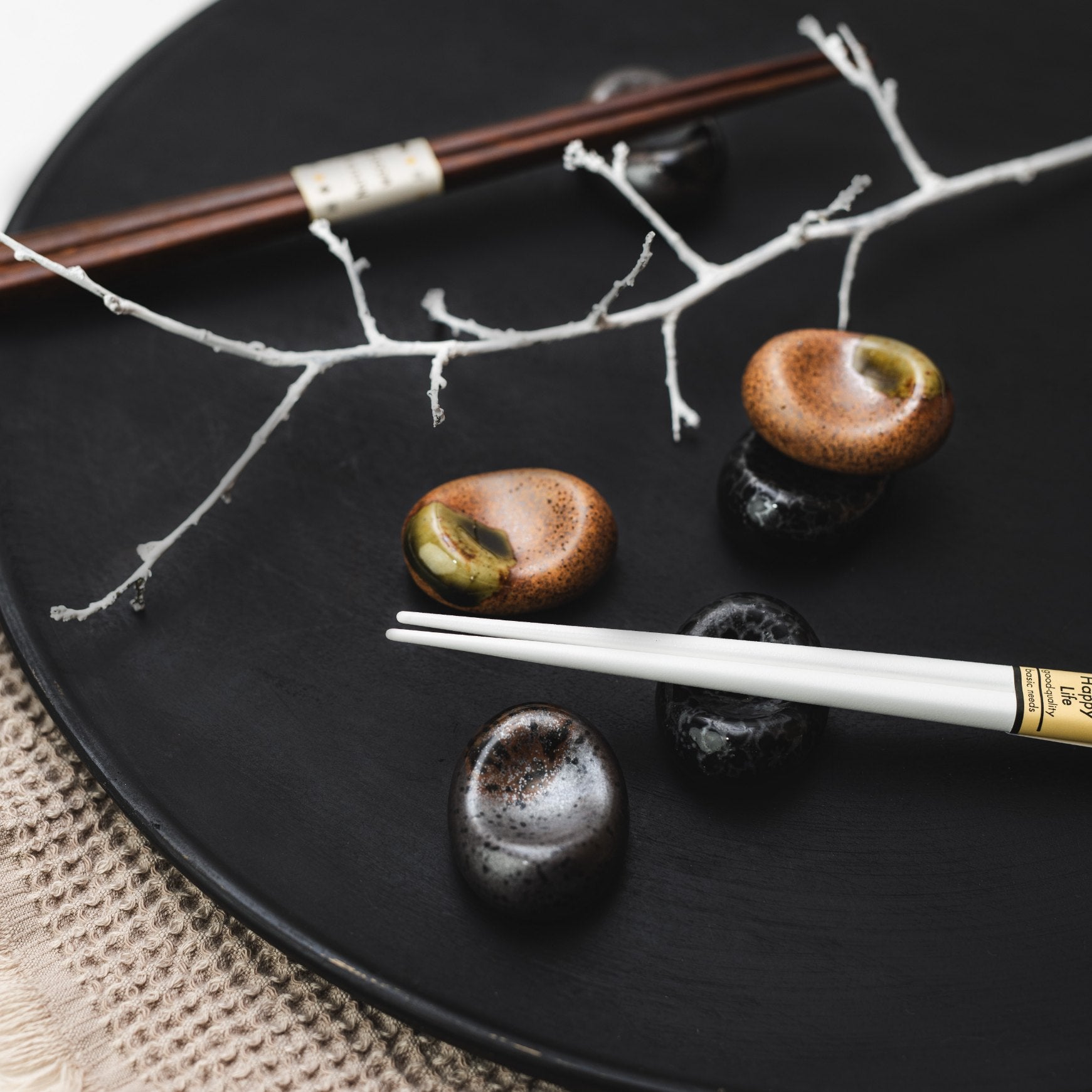 Chopsticks Rest Pebble Matt Black – Made In Japan | Japanese Tableware