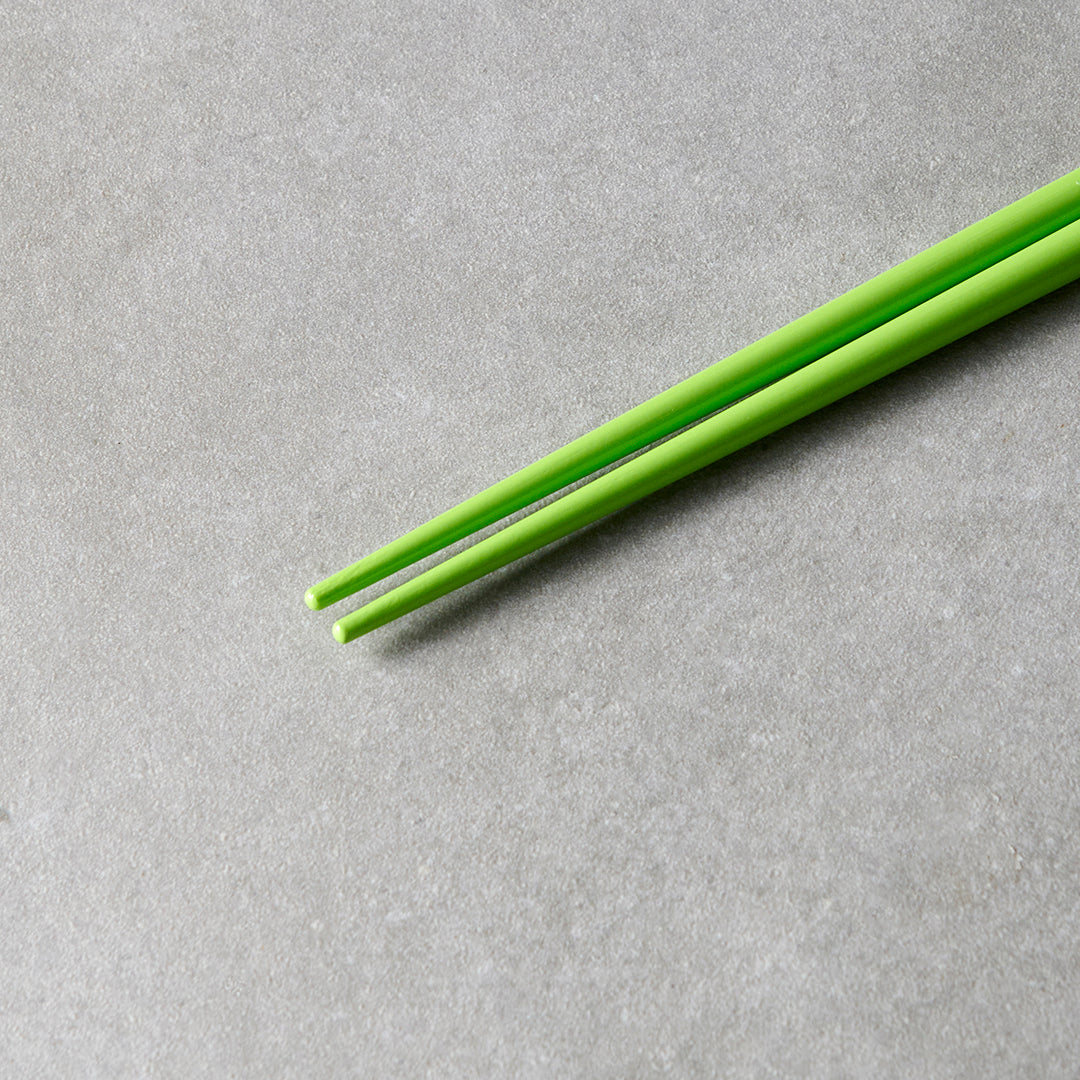 Lacquered Chopsticks / Chartreuse Green & White