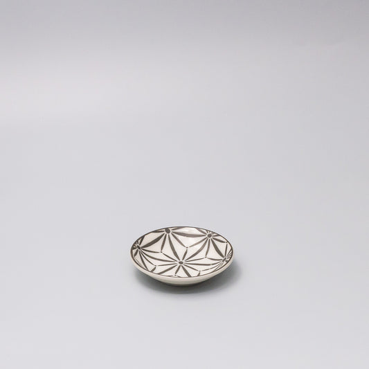 Sauce Dish 9cm Black and White Geometric Star Design