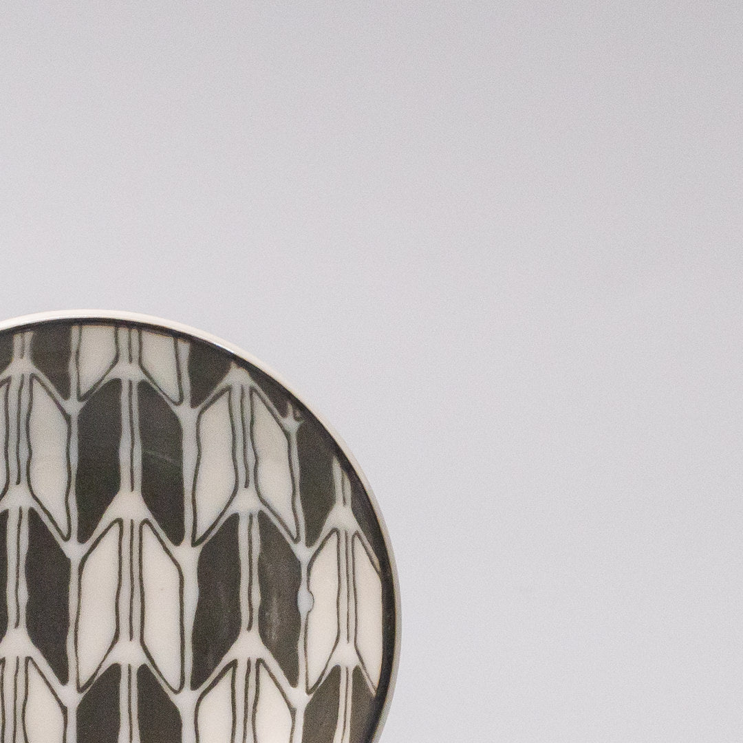 Sauce Dish 9cm Black & White Arrow Design