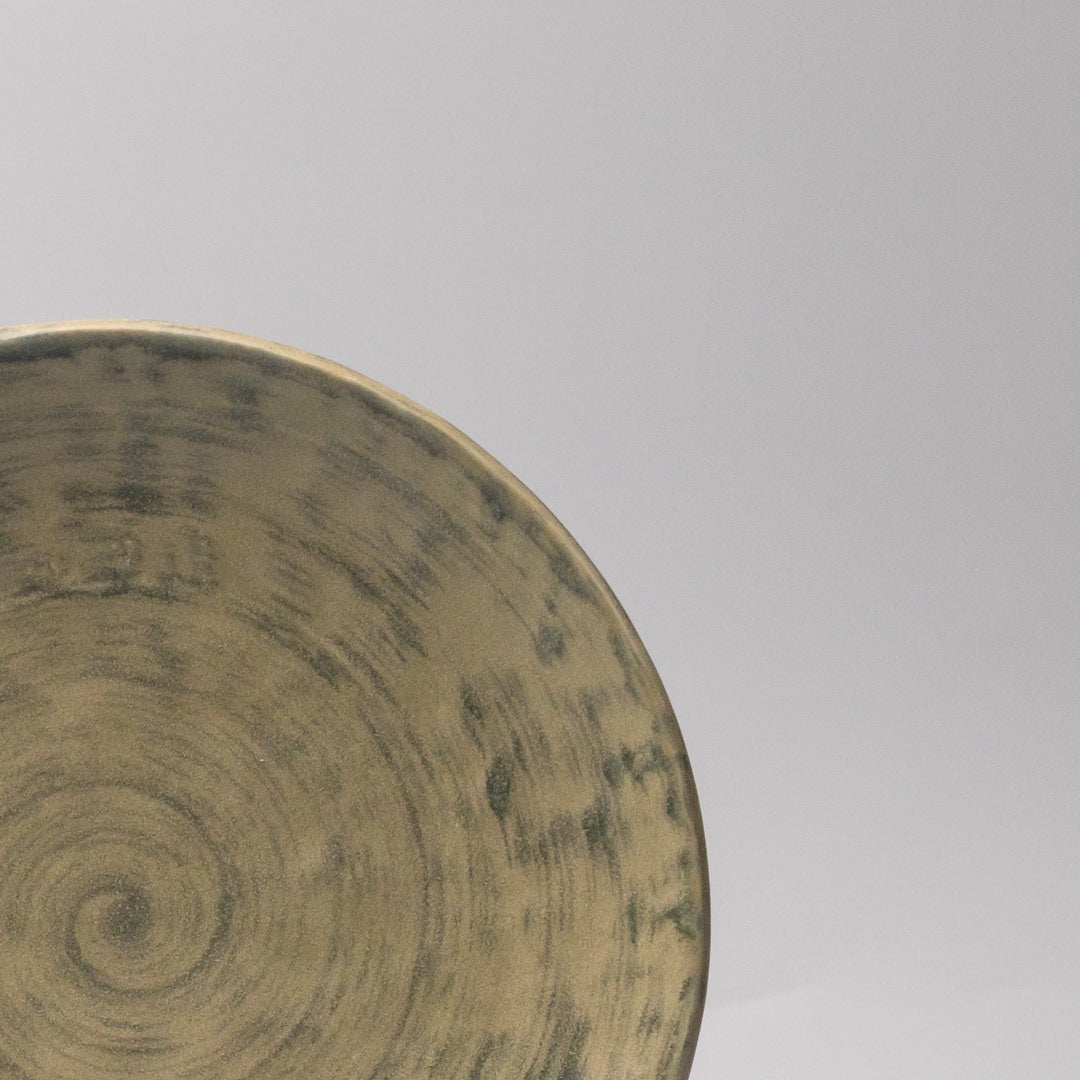 Thick Edge Plate 25cm Washed Fern