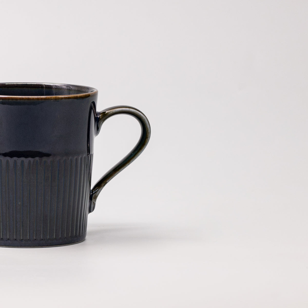 Mug with handle Ridged Navy Glaze
