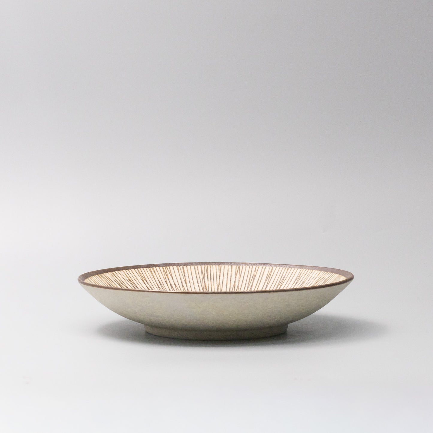 Plate 22.5cm Shallow Bowl Rustic Design