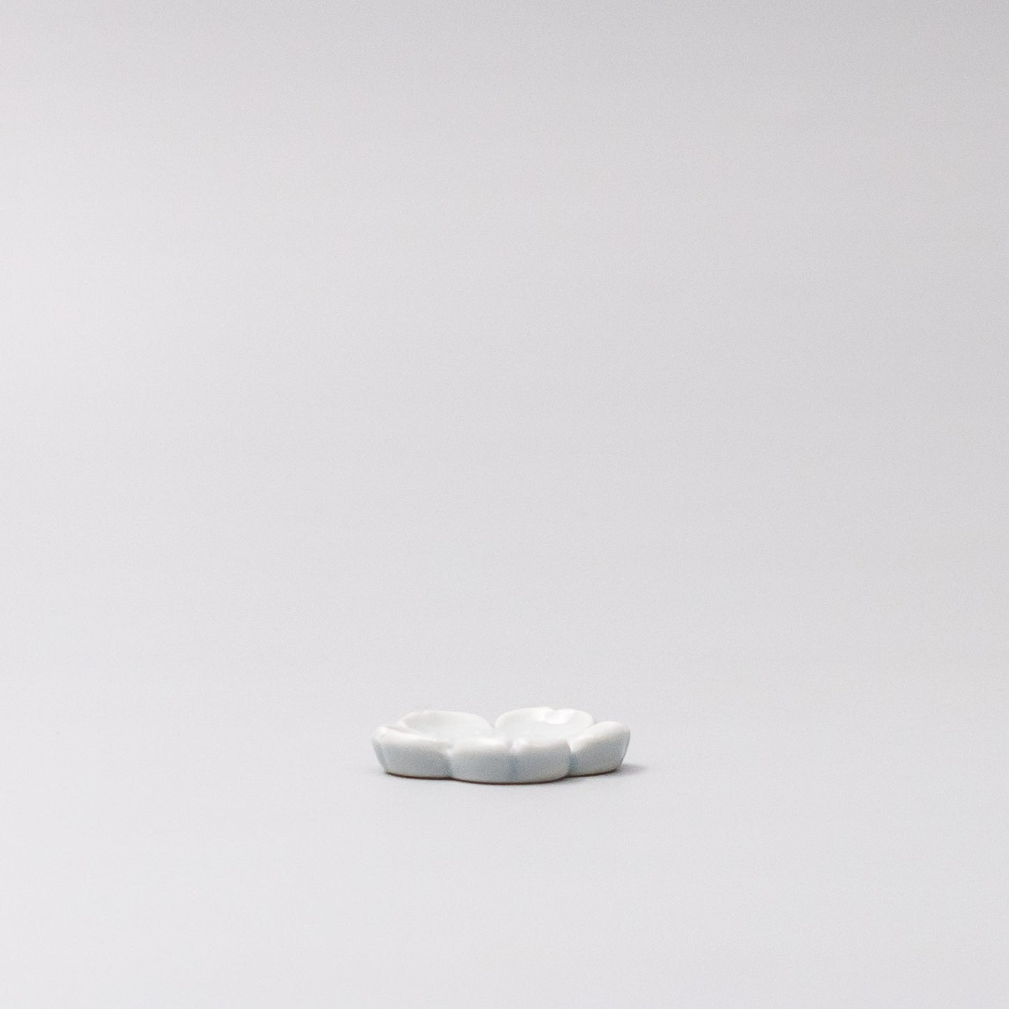 Chopstick Rest Ice Blue Sakura