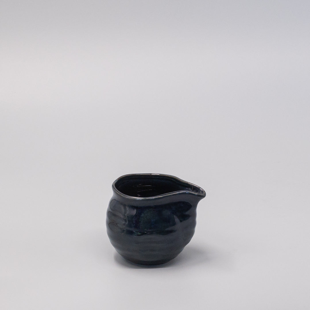Pourer 410ml Dark Navy Glaze