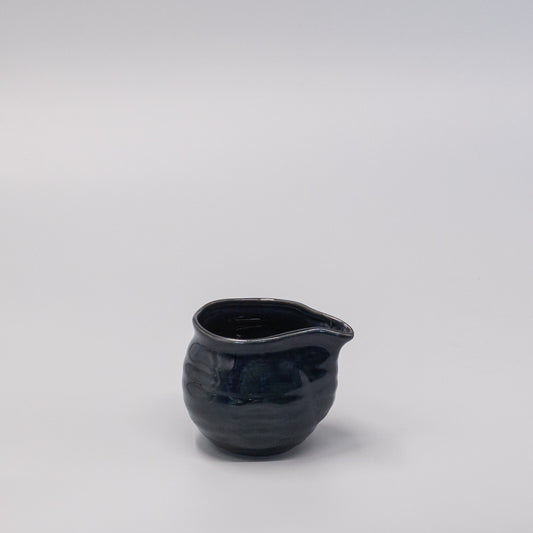 Pourer 410ml Dark Navy Glaze