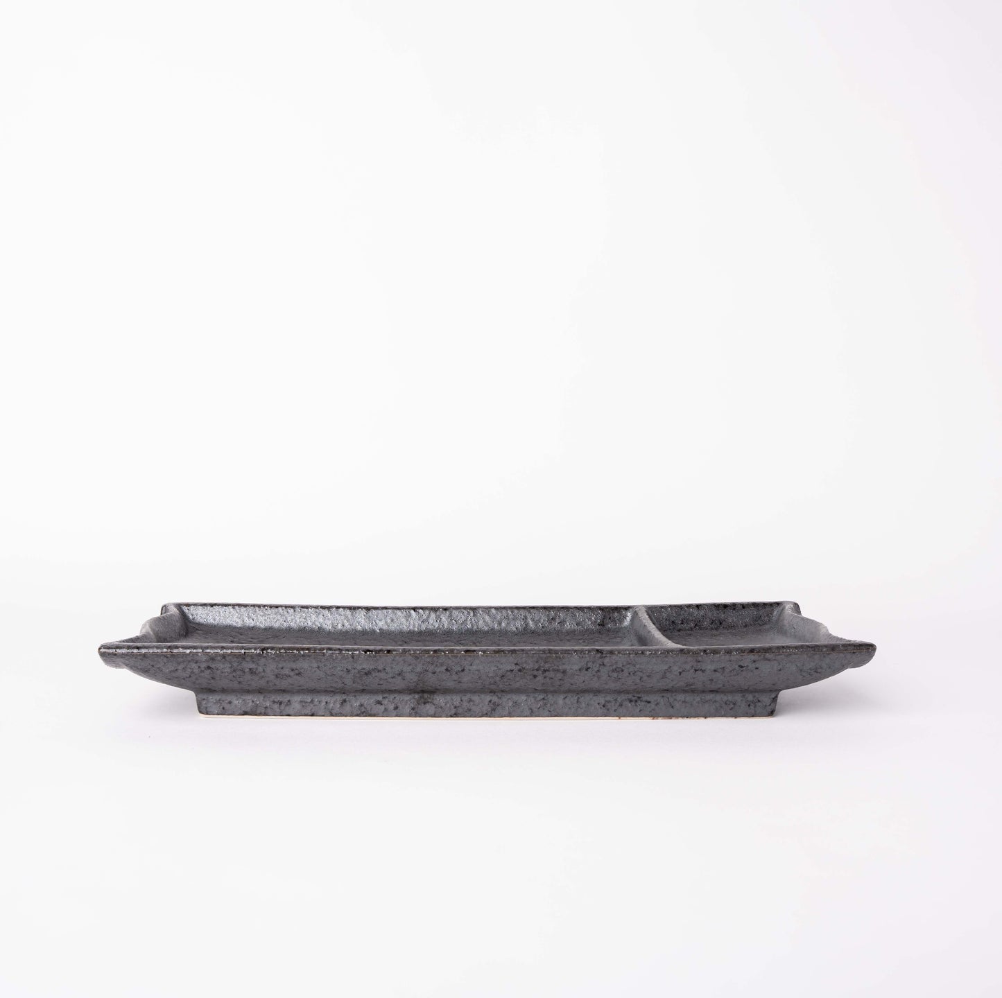 Black Bamboo Glaze / Sashimi Plate Inbuilt Sauce Dish 25cm / 25D 2.8H