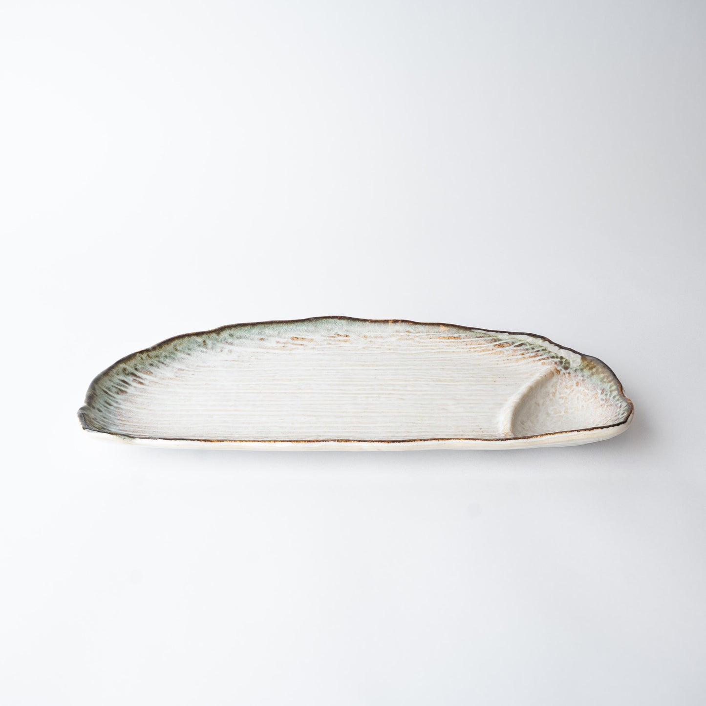 Organic Dumpling Plate 28 cm / Textured Aurora Glaze