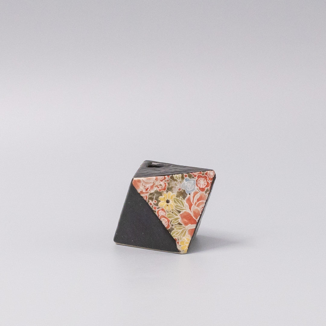 Vase Black Bright 4.5H Triangular