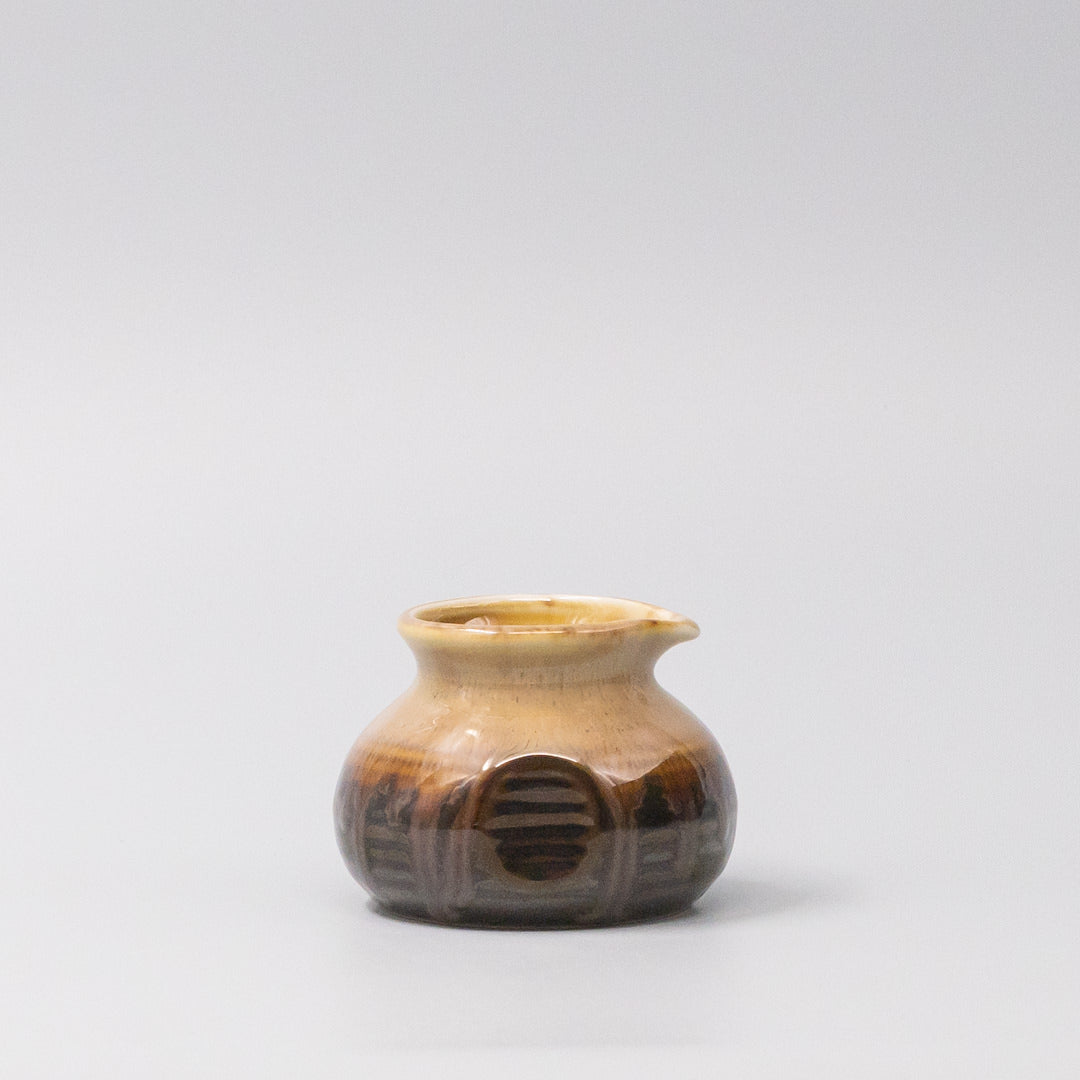 Pourer 120ml Black Gloss Sunflower Drip Glaze