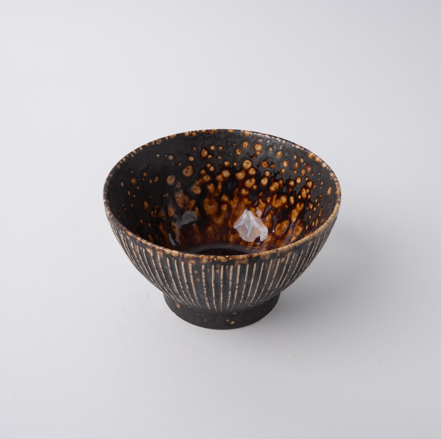 Deep Bowl / Dark Toffee With Vertical White Line