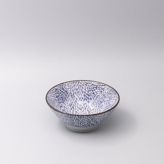Udon Bowl 17.5cm Chrysanthemum Design