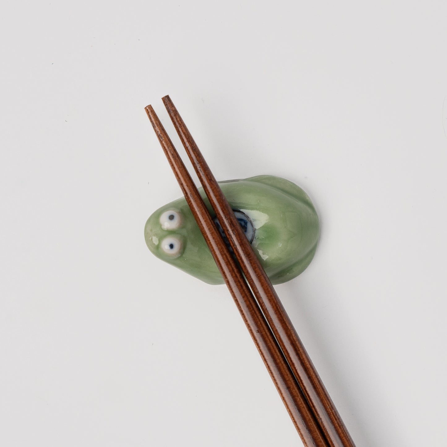 Lucky Frog Chopstick Rest / Green