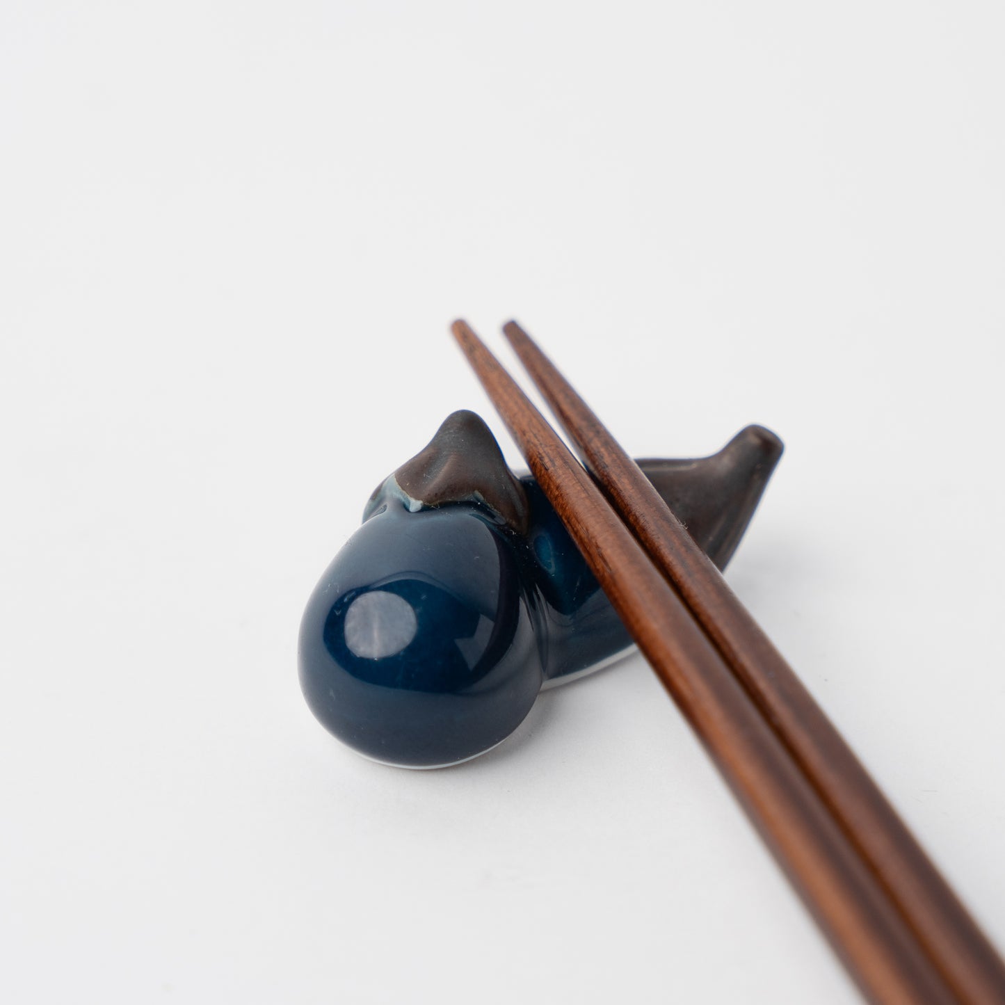 Vegetable Chopstick Rest / Dark Blue Eggplant