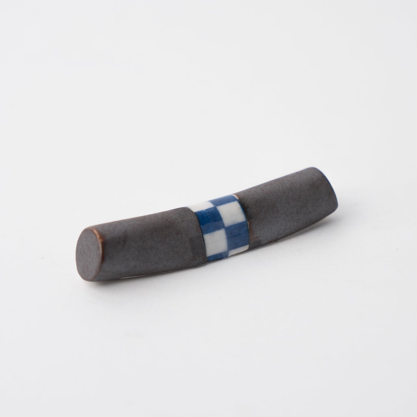 Black Cylinder Chopstick Rest / Checker Design