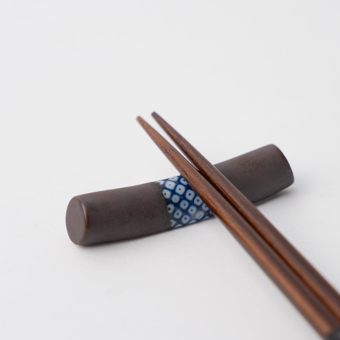 Black Cylinder Chopstick Rest / Shibori Design