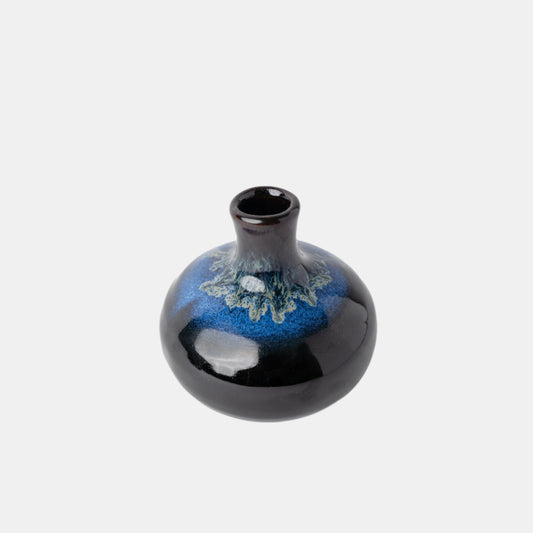 Assorted Small Vase / Blue On Black Bulb