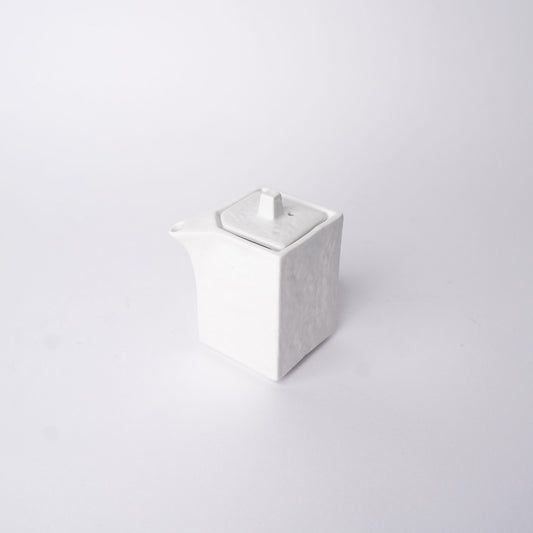 Squared Soy Pot 150 ml / Textured White Glaze / 5.6 x 5.6 9H 150 ml / C3158