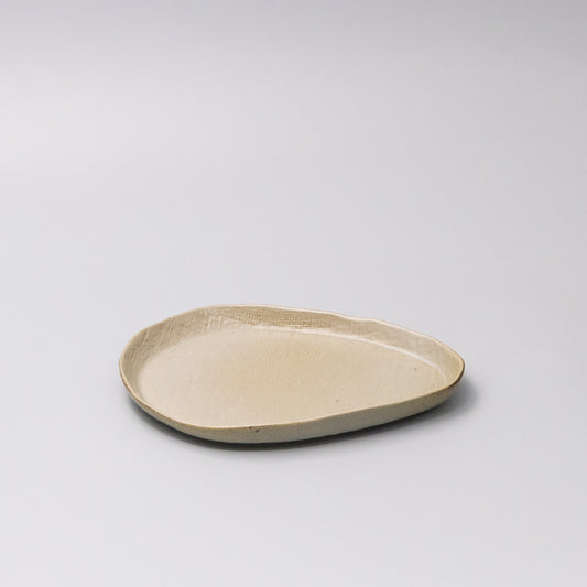 Saucer Arc Cashew Glaze
