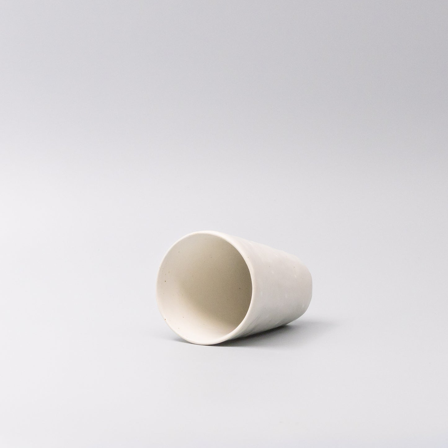 Tumbler 200ml Tapered Shape Ostrich White