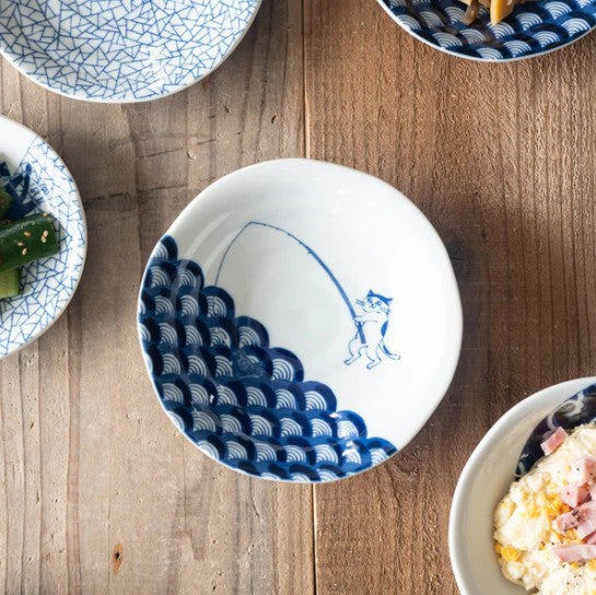 Shallow Bowl 14cm Fishing Cat Design