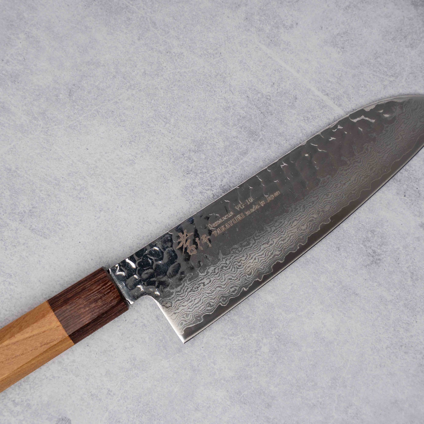 Saikai Takayuki 33 Layer Damascus Knife, Santoku, Blade 17cm