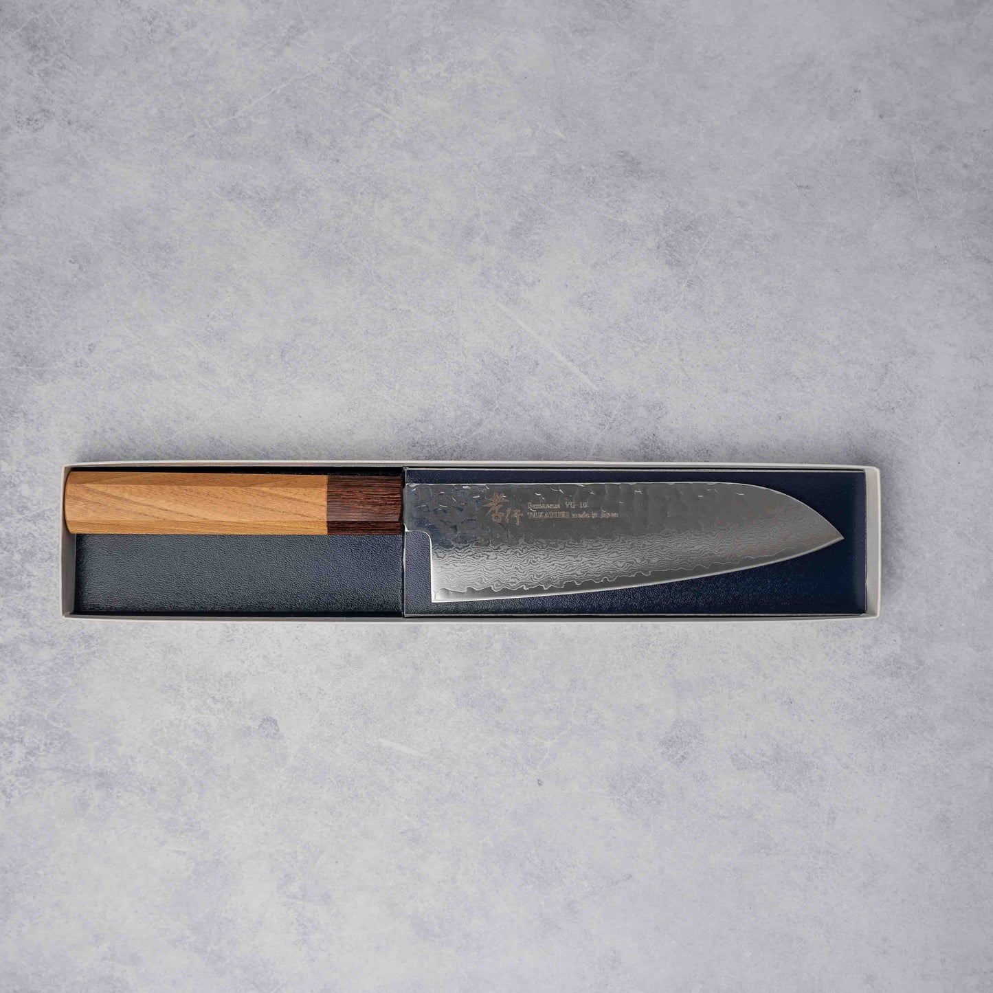 Saikai Takayuki 33 Layer Damascus Knife, Santoku, Blade 17cm