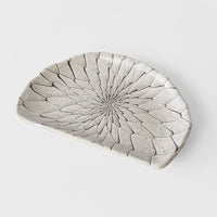 Plate D Shaped 21cm Grey Net Design