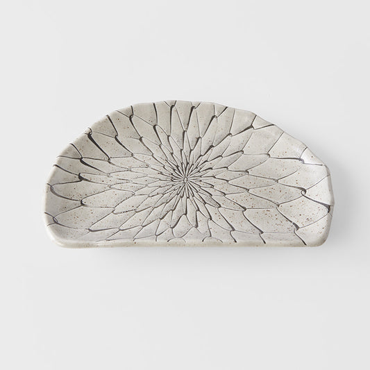 Plate D Shaped 21cm Grey Net Design