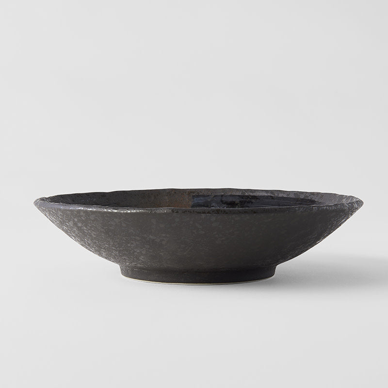 Shallow Open Bowl 24 cm, 700 ml / Black Brushstroke Glaze